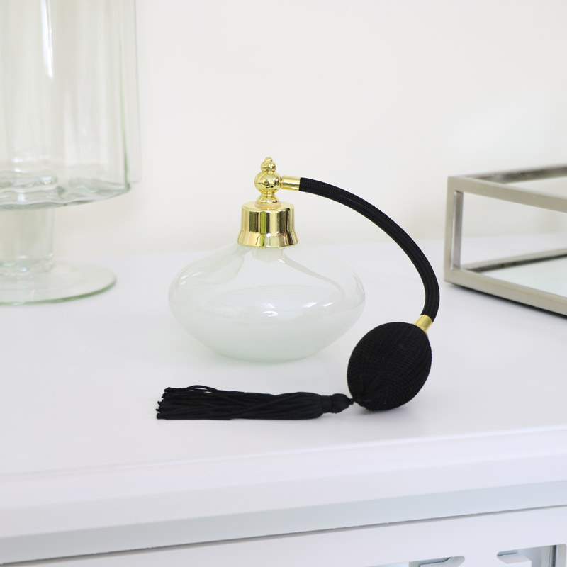 Iridescent Glass Vintage Perfume Bottle with Tassel Iridescent Glass Vintage Perfume Bottle with Tassel
