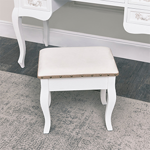 Pays Blanc Range - Antique White Stool